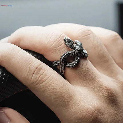 Retro European and American new python ring, dark punk style three-dimensional snake ring, snake winding ring trendmeg